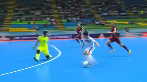 Video bàn thắng: Việt Nam 0-7 Nga (Vòng 1/8 World Cup Futsal 2016)