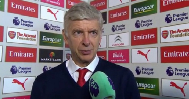 HLV Wenger nói gì sau trận thắng khó khăn trước Swansea?