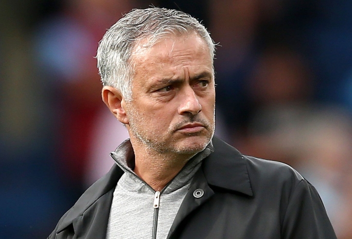 Mourinho sắp tái xuất: Đến Ligue 1, nhưng không phải PSG