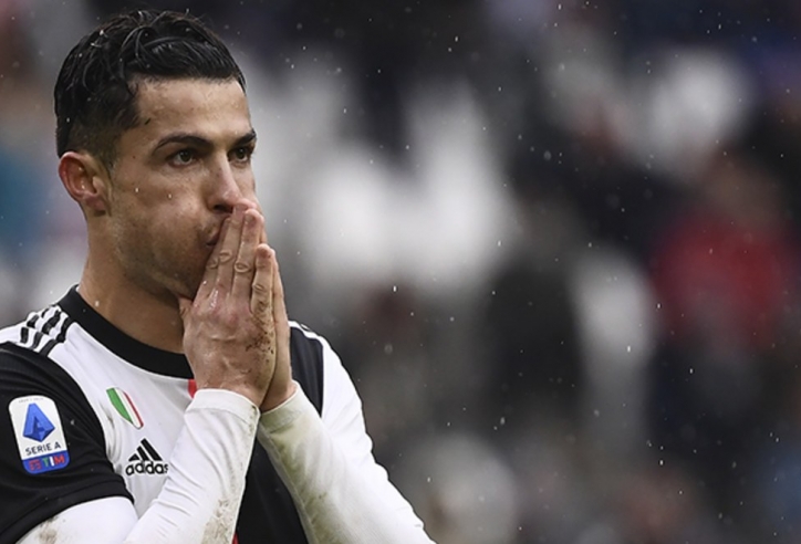 Ronaldo lên tiếng khi đang cách ly ở quê nhà