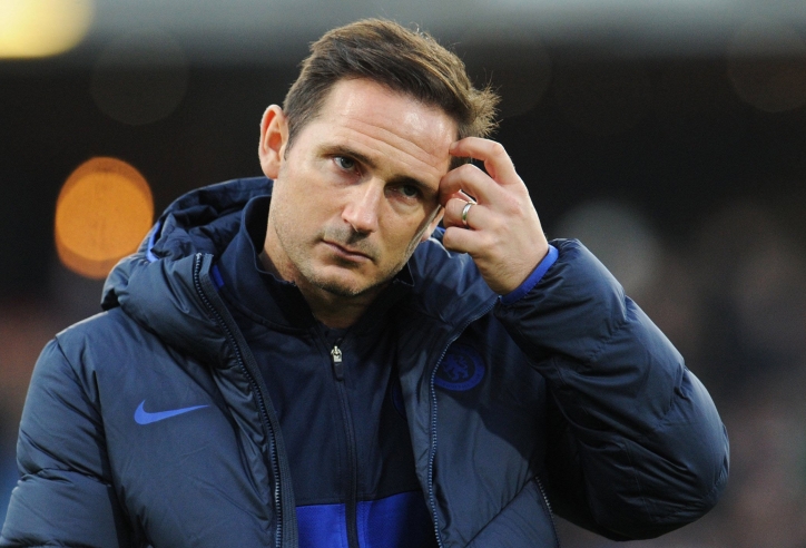 Lampard lo sợ vì MU luôn được trọng tài thiên vị