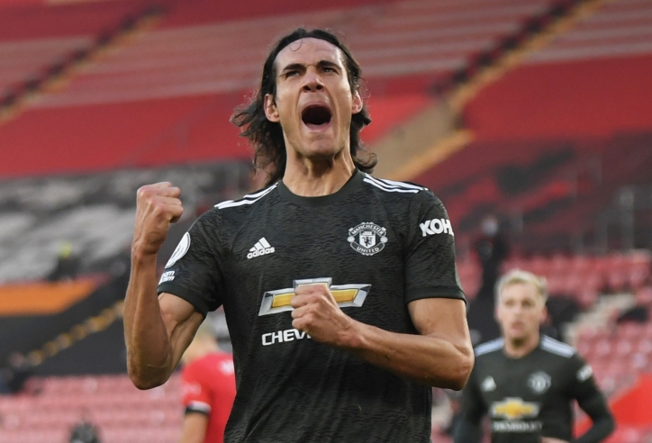 Cavani rực sáng, MU ngược dòng trên sân Southampton