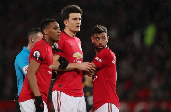 Man Utd bắt đầu chịu ảnh hưởng bởi Covid-19