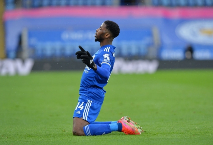 Iheanacho lập hat-trick, Leicester 'nghiền nát' Sheffield