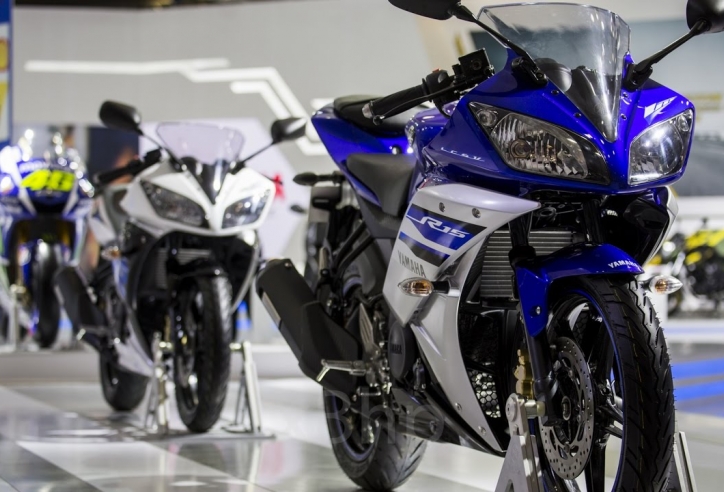 'SỐC': Yamaha R15 giảm giá còn 79 triệu đồng tại Việt Nam