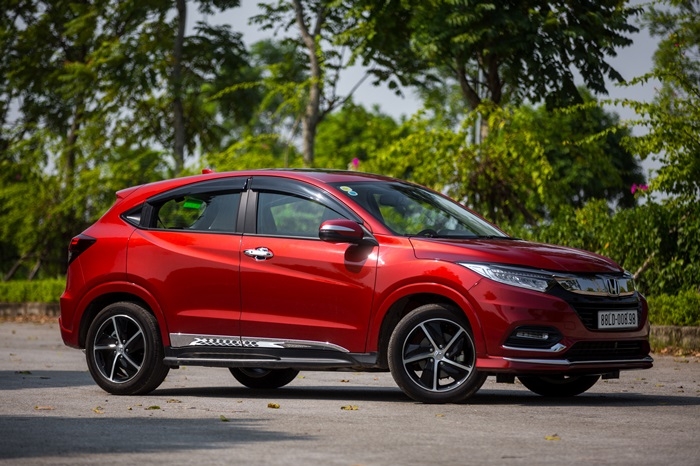 Tung chiêu giảm giá, Honda HR-V “đánh bại” Ford EcoSport