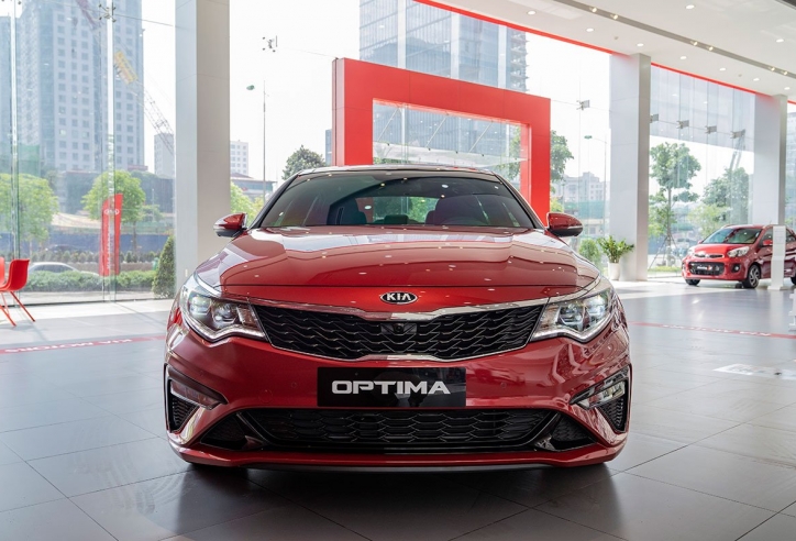 KIA Optima: Giá lăn bánh, đánh giá & trải nghiệm thực tế