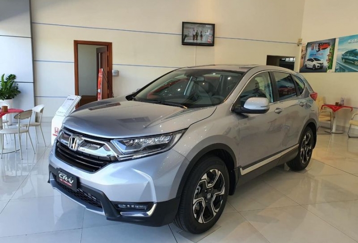 Giá xe Honda CR-V giảm 160 triệu sau khi bản lắp ráp 2020 lộ diện