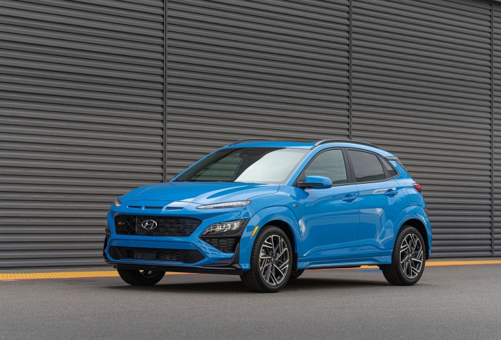 Hyundai Kona 2022 lộ diện thiết kế cực đẹp, đe nẹt Kia Seltos