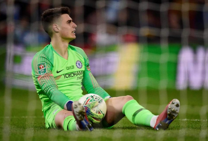 Kepa từ chối thay người, CĐV đòi 'tống cổ' khỏi Chelsea