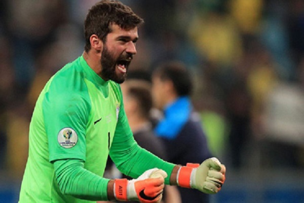 Alisson 'xát muối vào nỗi đau' của Messi trước bán kết Copa America