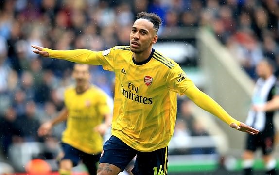 Aubameyang tỏa sáng, Arsenal giành trọn 3 điểm trước Newcastle