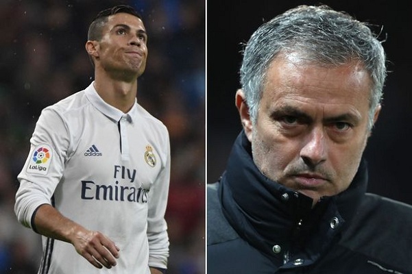 Ronaldo dụ dỗ Real Madrid mua sao của Man Utd