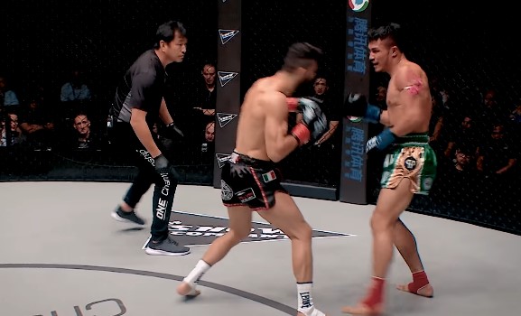 VIDEO Trận đấu hấp dẫn bậc nhất tại ONE Championship 2018