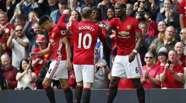 MU bất ngờ 'áp đảo' ĐHTB Premier League vòng 38