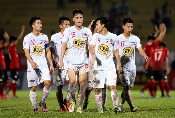 HAGL điêu đứng sau V.League 2017