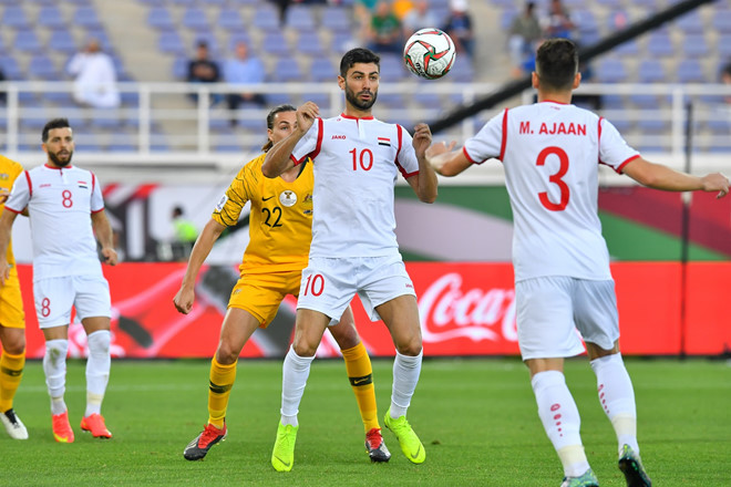 VIDEO: Diễn 'trò hề' kiếm được penalty, ĐT Syria vẫn bị loại