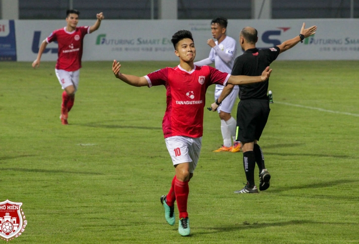 Đại thắng 4-0, Phố Hiến FC tiếp tục thăng hoa tại Hạng Nhất