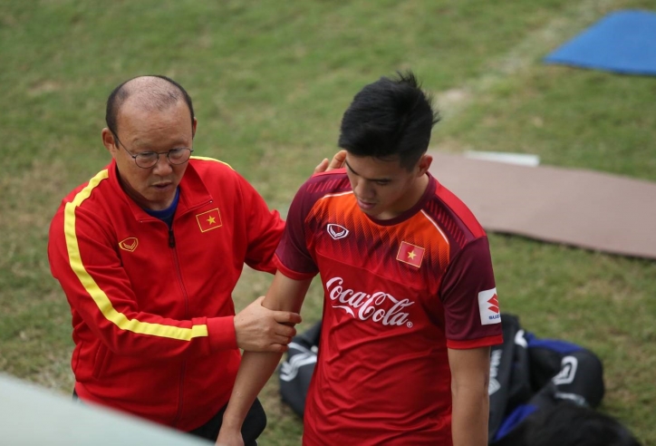 Park Hang-seo, Tien Linh to visit China after World Cup qualifier match