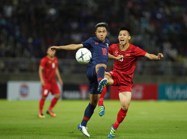 Quang Hai praises Chanathip as ASEAN’s best midfielder