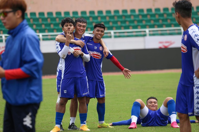 VIDEO: CLB TPHCM hào hứng chuẩn bị cho trận mở màn V.League 2021