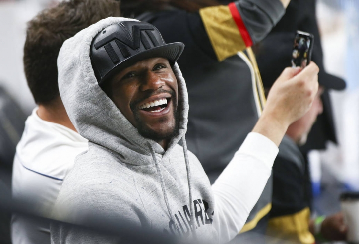 Floyd Mayweather ra điều kiện với Khabib cho trận đấu khủng?