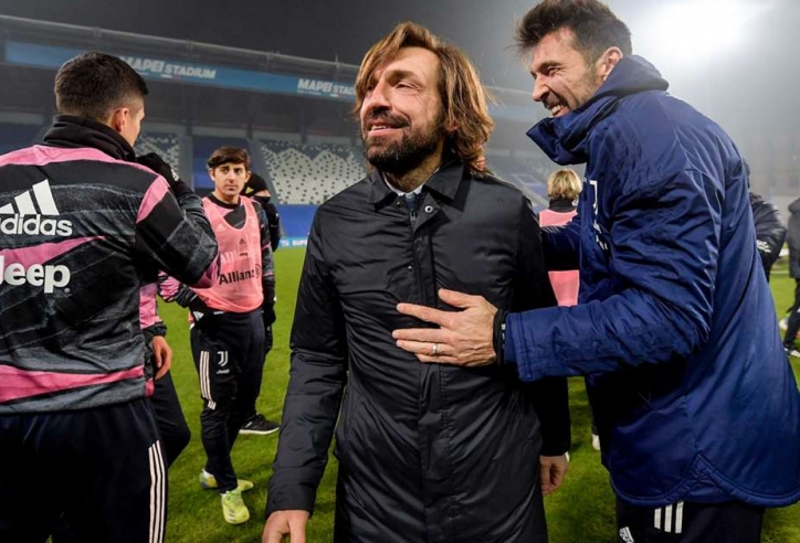 HLV Pirlo bùng nổ cảm xúc sau chức vô địch đầu tiên