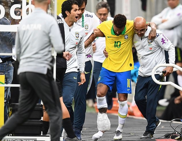 Brazil công bố cái tên thay thế Neymar tại Copa America