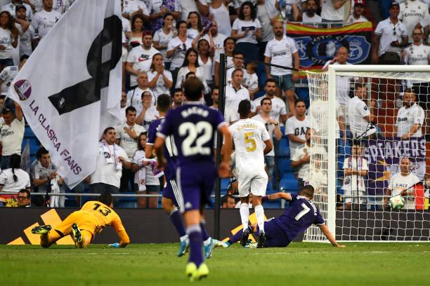 'Hàng thải' đá chính, Real hòa thất vọng tại Bernabeu