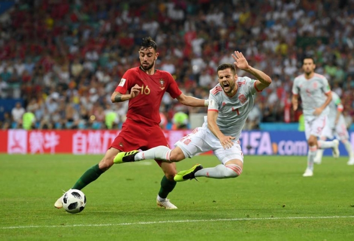 VIDEO: Bruno Fernandes ghi bàn tinh tế trong màu áo ĐTQG 