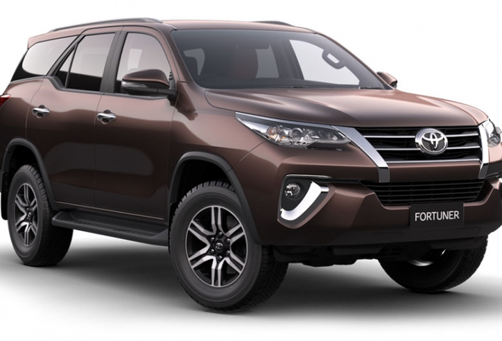 Bổn cũ soạn lại: Toyota Fortuner 2017 bán chạy 'ầm ầm'