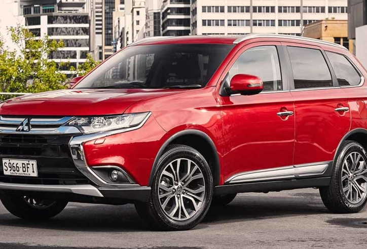 Đến lượt Mitsubishi Outlander giảm giá tới 225 triệu