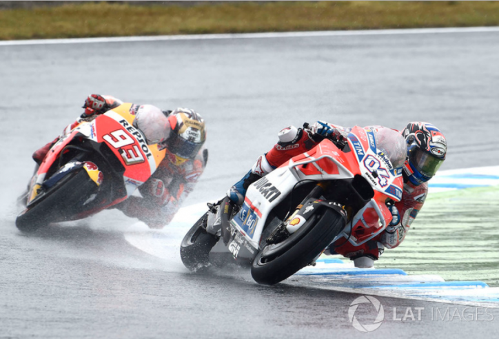 MotoGP 2017: Xem lại cách Dovi 'hạ sát' Marquez tại Motegi