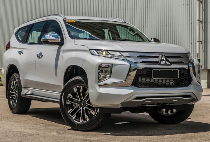 Pajero Sport 2020 sắp bán tại Việt Nam, quyết đấu Toyota Fortuner