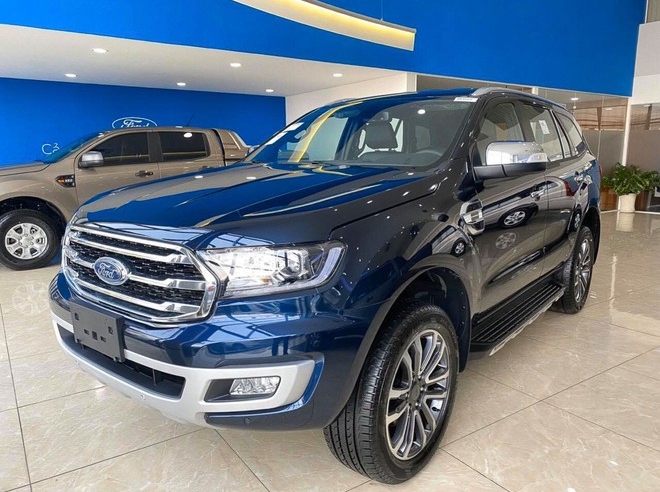 Hai ô tô Ford đắt khách nhất Việt Nam bị triệu hồi vì lỗi hộp số