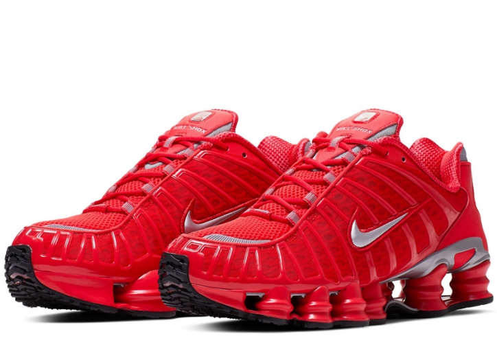 Chiêm ngưỡng giày chạy bộ Nike Shox Total cực độc sắp ra mắt