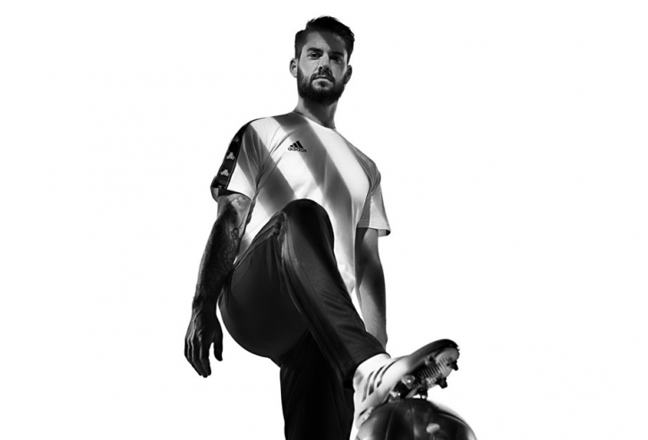 Adidas ký hợp đồng quảng bá giày Nemeziz với Isco