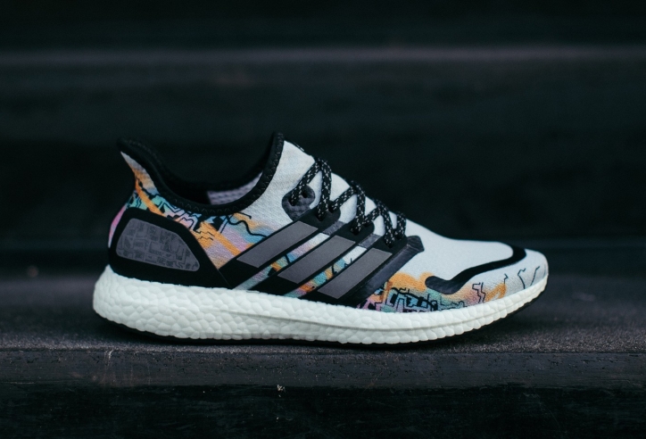 Adidas ra mắt AM4 UltraBoost đậm chất London