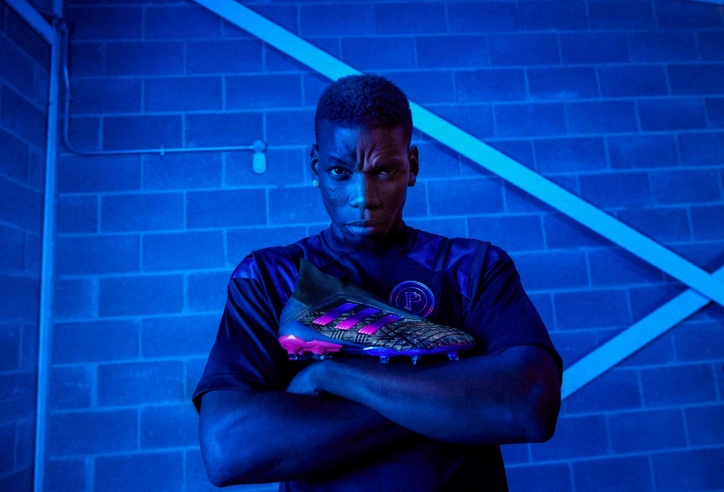 Paul Pogba ra mắt giày mới dù đang chấn thương