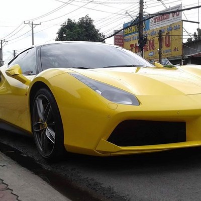 Ngắm siêu xe Ferrari 488 GTB đại gia đất Bình Dương vừa tậu