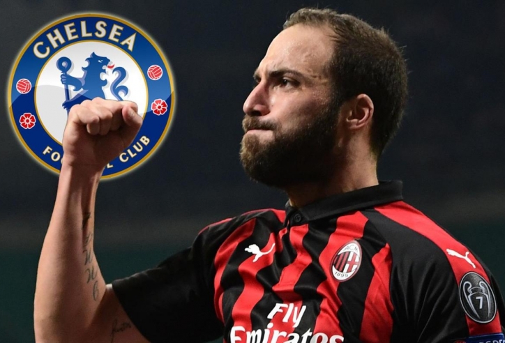 Higuain đang gần Chelsea hơn bao giờ hết