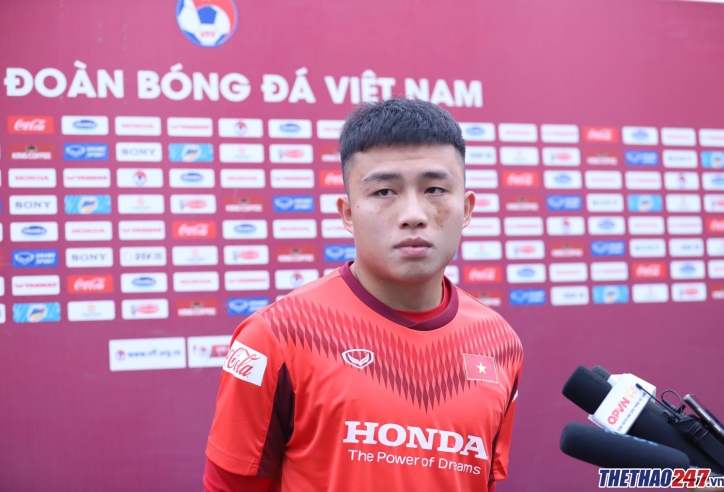 Văn Việt: 'U22 Việt Nam thi đấu tốt nhưng vẫn kém ĐTQG'