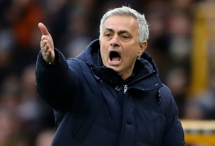 Mourinho cho rằng mình không được đối xử công bằng