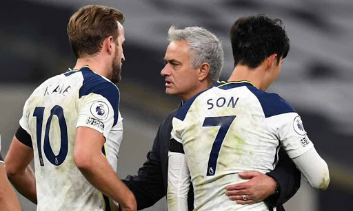 Nội bộ Tottenham lục đục, Mourinho bị học trò tạo phản?