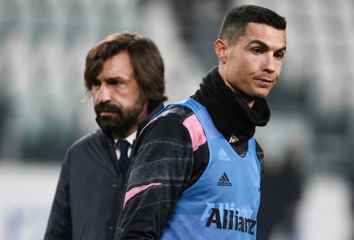 HLV Pirlo chính thức lên tiếng về tương lai Ronaldo