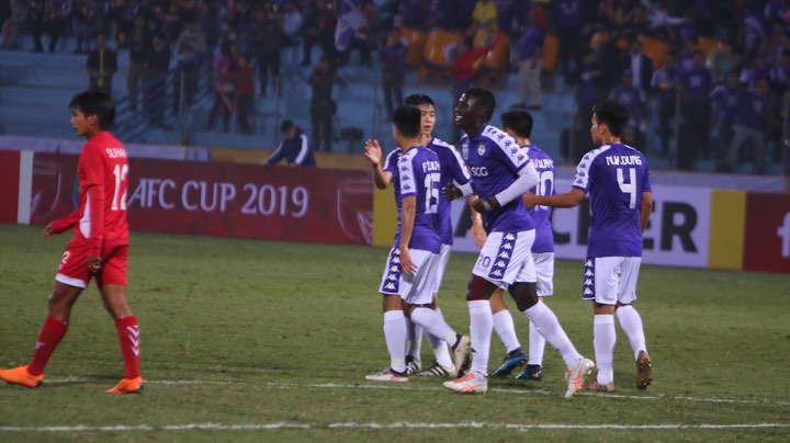 Hà Nội thắng 10-0 Nagaworld ở trận mở màn AFC Cup