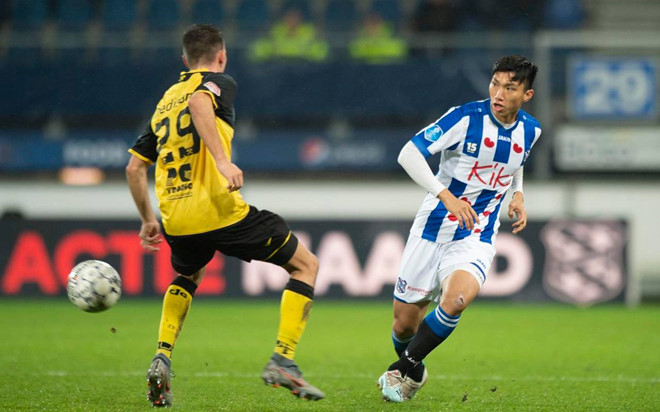 VIDEO: Văn Hậu phát động tấn công dẫn đến bàn thắng của Heerenveen