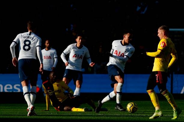 Mourinho bị học trò qua mặt ngay trong trận gặp Watford