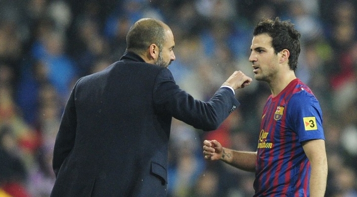 Fabregas 'phản lại' Pep để làm bạn với Mourinho