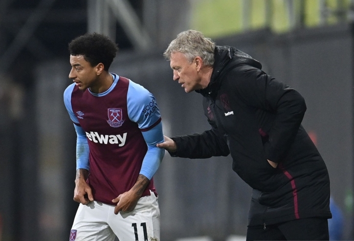 HLV Moyes viết bài đăng báo để khen Lingard